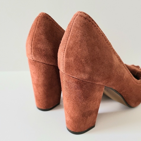 NWOT Steven by Steve Madden Jade Wing Tip Suede Pumps - Picture 4 of 9